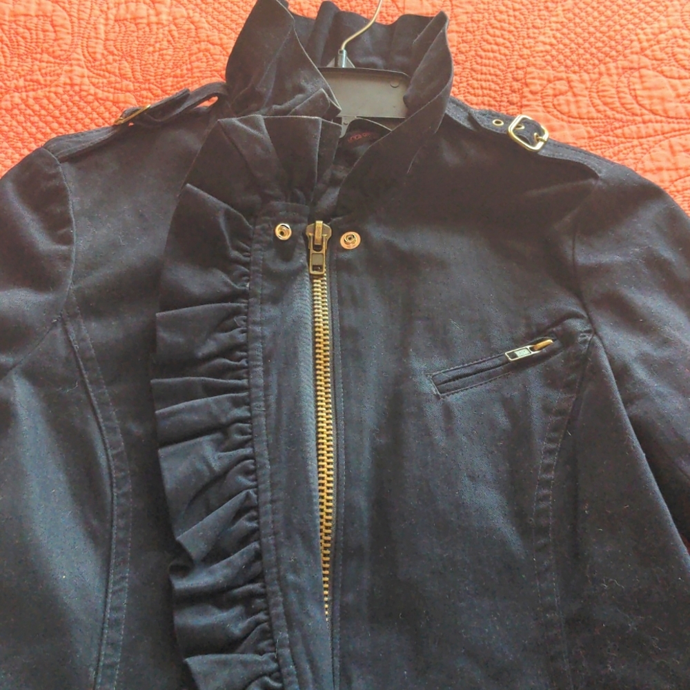 development by Erica Davies Ruffled Jacket - Picture 3 of 12